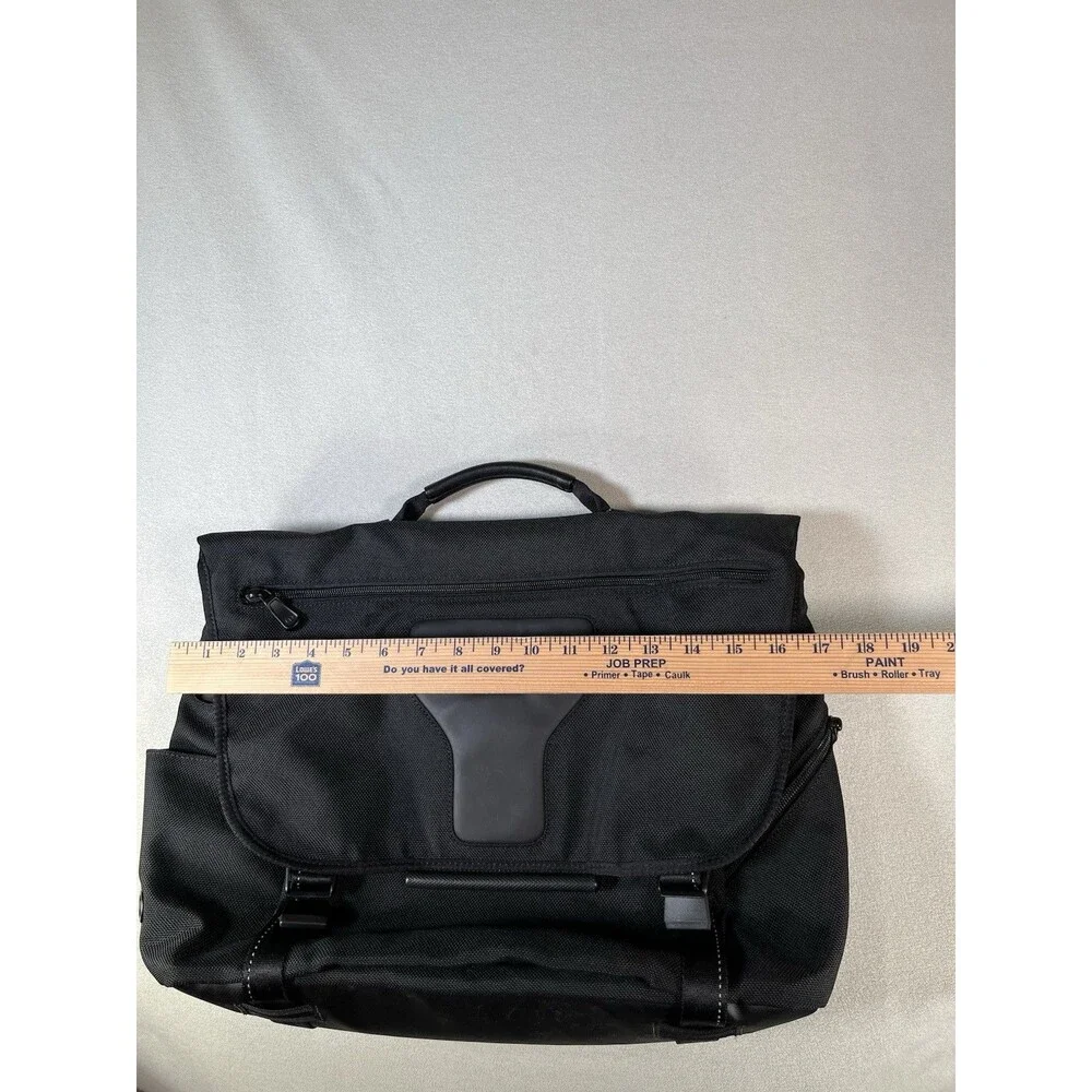 Tumi T-TECH Classic 57175D Black Nylon Computer Messenger Laptop Bag